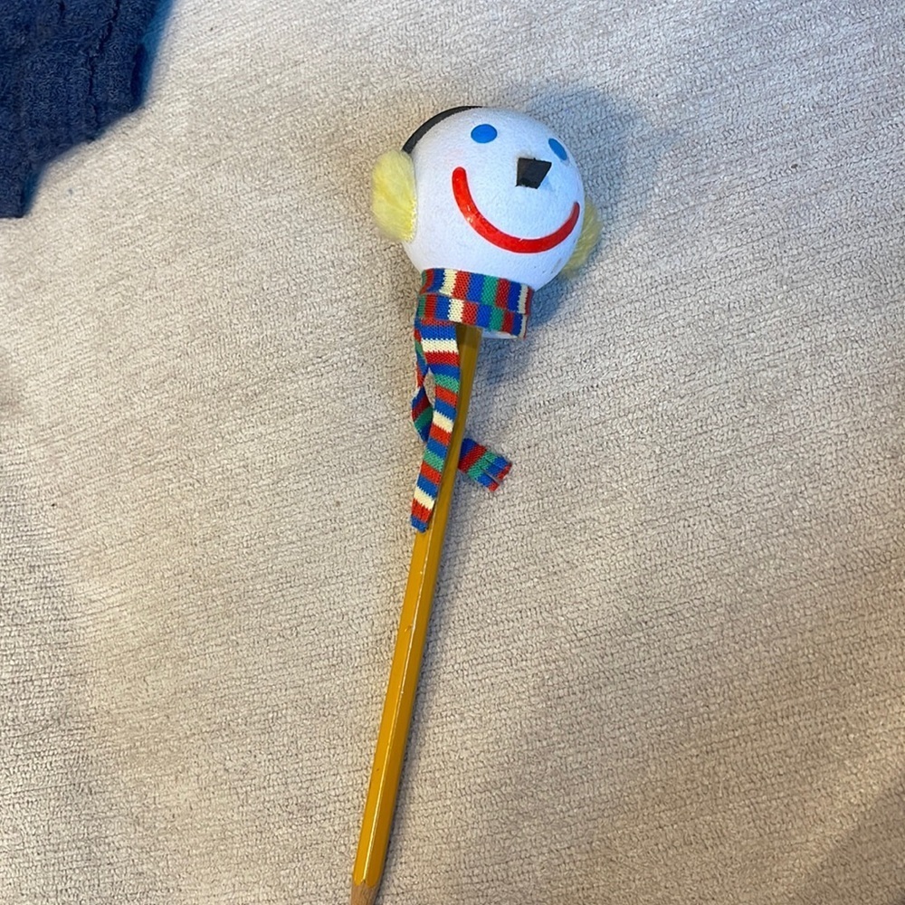 Jack in the Box Antenna Topper Ball Winter 2003